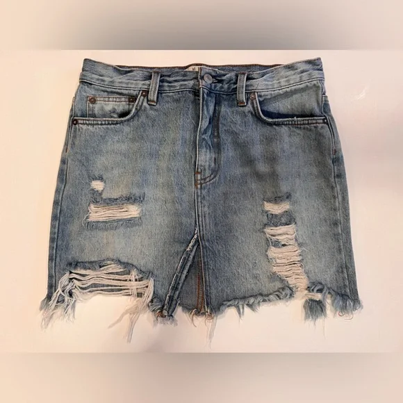 We The Free Relaxed & Destroyed Denim Mini Skirt, Size 27 - Picture 4 of 5